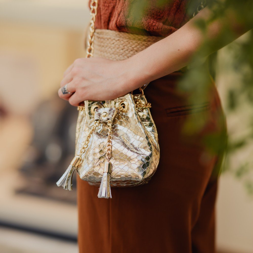 Leather tiny bucket bag in gold color - Erato - Image 3