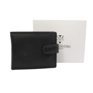Men’s leather wallet with snap closure and RFID protection in black color