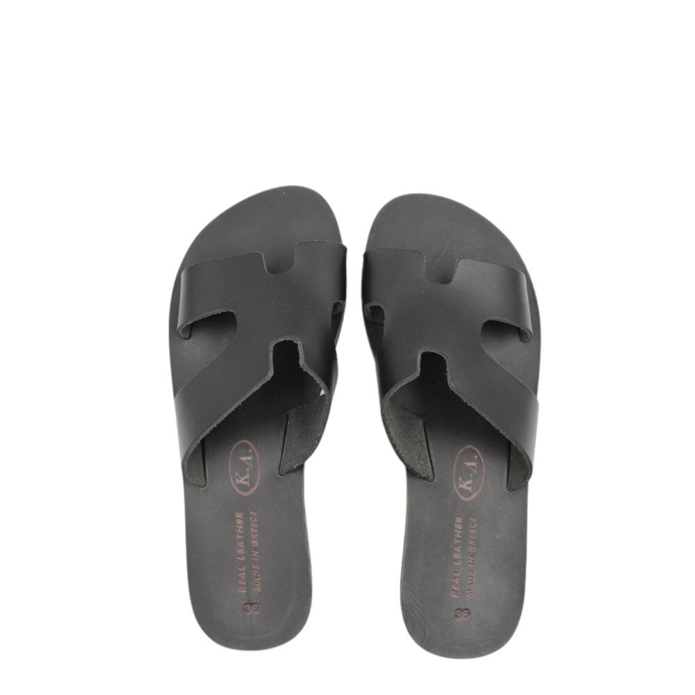 Handmade women's leather sandals in black color