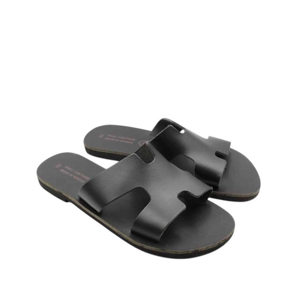 Handmade women's leather sandals in black color - Image 2