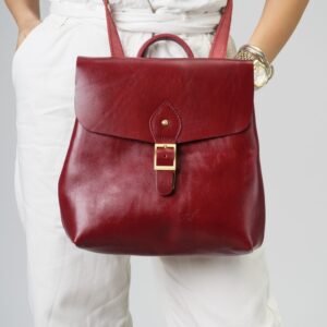 Δερμάτινη τσάντα πλάτης που μετατρέπεται σε χιαστί με καπάκι κόκκινο χρώμα