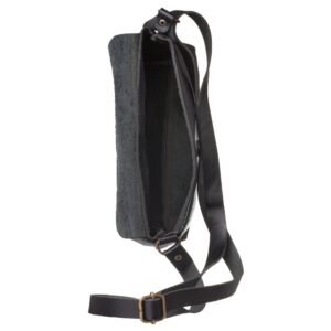 Handcrafted women’s leather handbag with flap closure - inside foto with one compartment